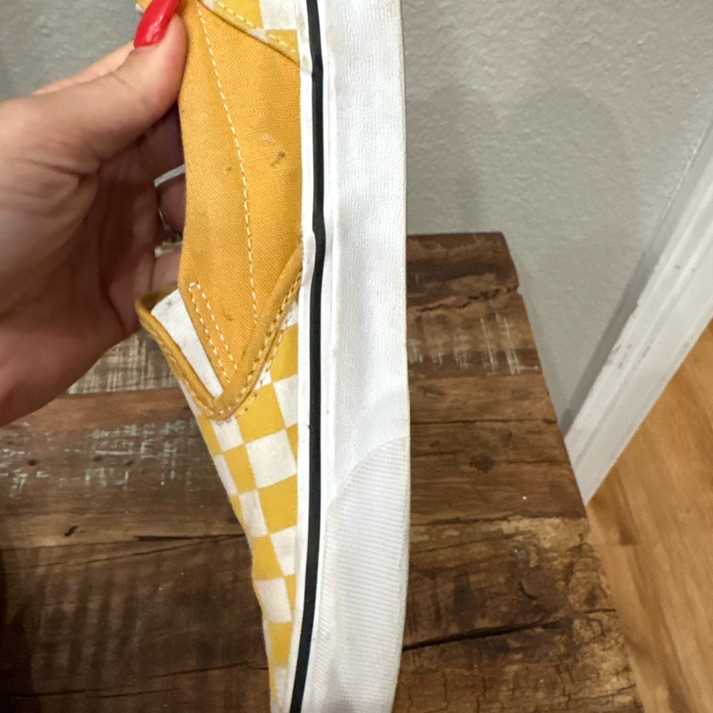 Yellow Vans - Picture 7 of 7